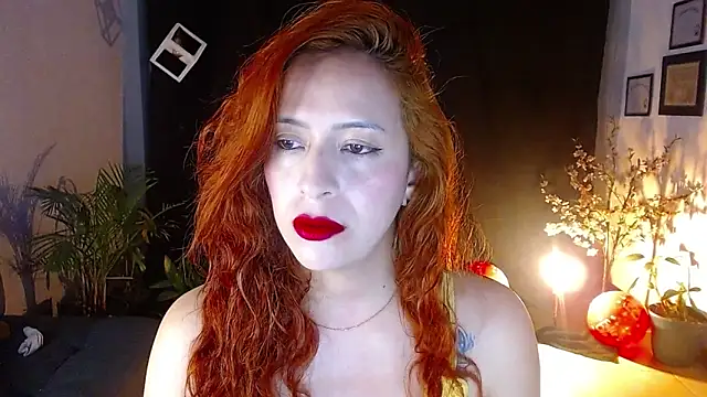 Snapshot of sahra_taylor_ chatting on 02-15-25, 03:50 sahra taylor online show from 02-15-25, 03:50