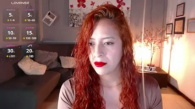 Snapshot of sahra_taylor_ chatting on 02-17-25, 02:26 sahra taylor online show from 02-17-25, 02:26