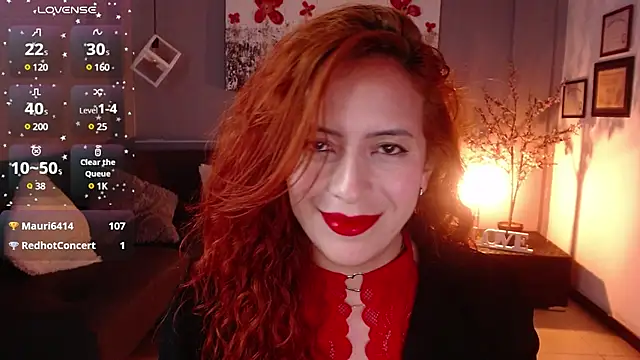 Snapshot of sahra_taylor_ chatting on 02-18-25, 05:31 sahra taylor online show from 02-18-25, 05:31