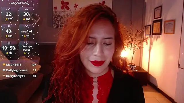 Snapshot of sahra_taylor_ chatting on 02-18-25, 08:36 sahra taylor online show from 02-18-25, 08:36