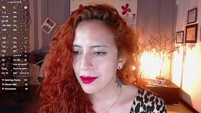 Snapshot of sahra_taylor_ chatting on 02-27-25, 08:53 sahra taylor online show from 02-27-25, 08:53