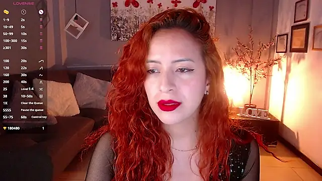 Snapshot of sahra_taylor_ chatting on 03-07-25, 02:45 sahra taylor online show from 03-07-25, 02:45