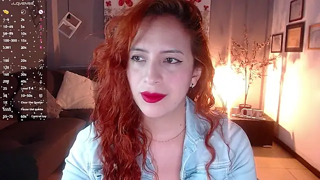 Snapshot of sahra_taylor_ chatting on 03-12-25, 02:01 sahra taylor online show from 03-12-25, 02:01