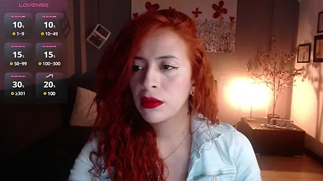 Snapshot of sahra_taylor_ chatting on 03-22-25, 02:58 sahra taylor online show from 03-22-25, 02:58