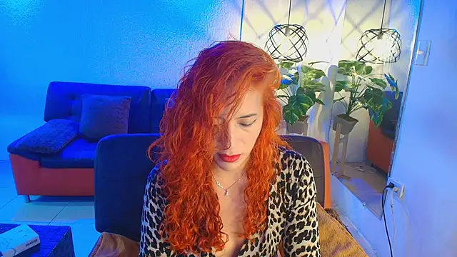 Snapshot of sahra_taylor_ chatting on 09-27-25, 04:01 sahra taylor online show from 09-27-25, 04:01