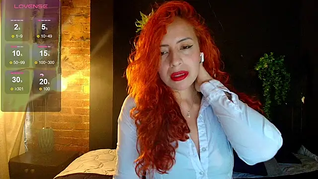 Snapshot of sahra_taylor_ chatting on 10-09-25, 04:27 sahra taylor online show from 10-09-25, 04:27