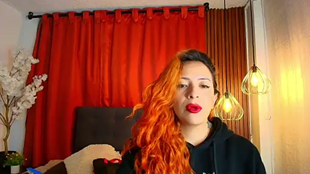 Snapshot of sahra_taylor_ chatting on 07-15-26, 01:49 sahra taylor online show from 07-15-26, 01:49