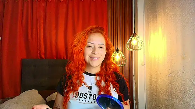 Snapshot of sahra_taylor_ chatting on 07-19-26, 01:48 sahra taylor online show from 07-19-26, 01:48
