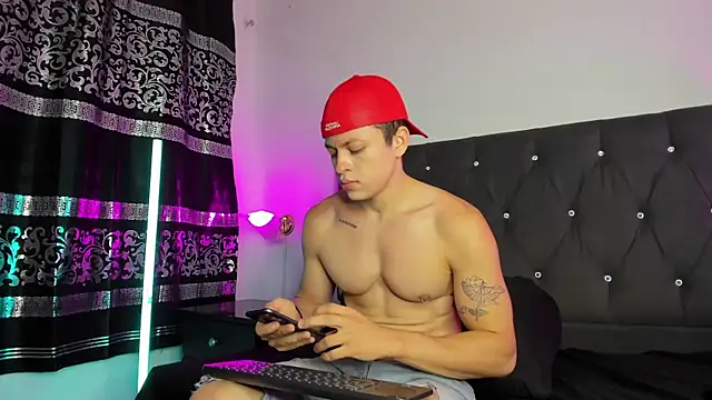 Angel Cuervo online show from 03-10-25, 12:37