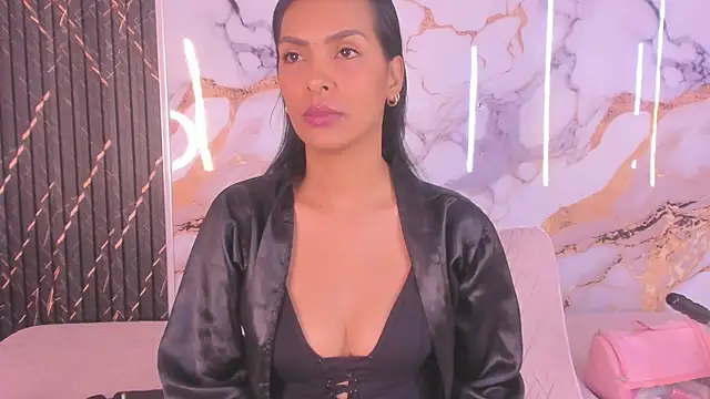 Alyson-a online show from 04-19-26, 01:21