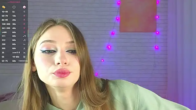 Snapshot of candyboofairy chatting on 01-18-26, 12:36 candyboofairy online show from 01-18-26, 12:36