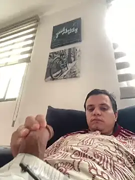 Snapshot of stevego94 chatting on 03-20-25, 04:42 stevego94 online show from 03-20-25, 04:42