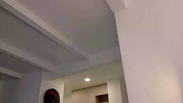 Snapshot of tony_muscle chatting on 11-18-25, 08:57 tony muscle online show from 11-18-25, 08:57