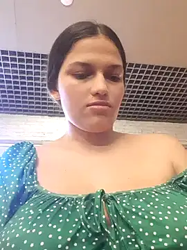 girl milk1 online show from 12-13-24, 10:55