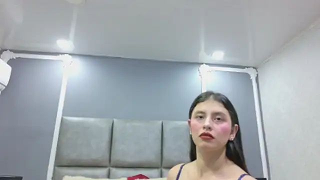 MadelineBeckert online show from 04-07-26, 07:03