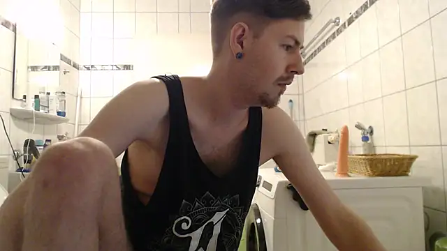 jonny-bisexual online show from 12-29-24, 09:52