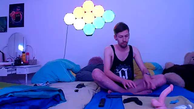 jonny-bisexual online show from 11-18-25, 07:07