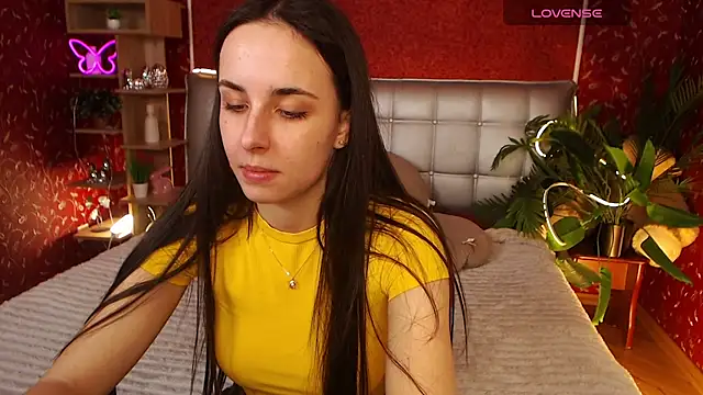 AuroraAksnesss online show from 03-03-25, 11:22