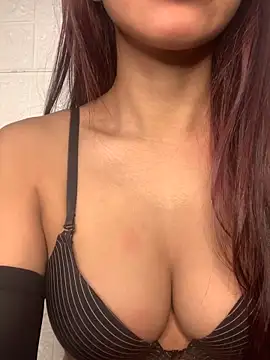 Snapshot of Sweety_008 chatting on 01-13-25, 08:58 Sweety 008 online show from 01-13-25, 08:58