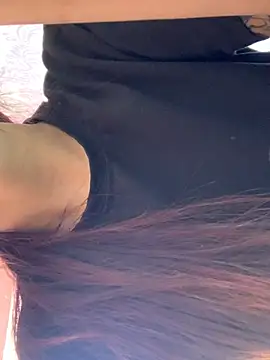 Snapshot of Sweety_008 chatting on 02-09-25, 08:00 Sweety 008 online show from 02-09-25, 08:00