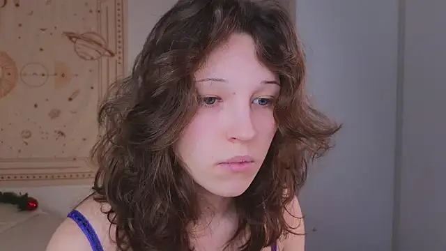 Snapshot of cherry_lea chatting on 12-16-25, 06:02 cherry lea online show from 12-16-25, 06:02