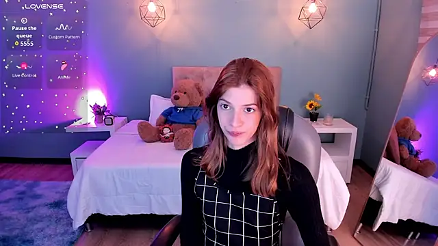 Nora Vennucci online show from 09-10-25, 08:09