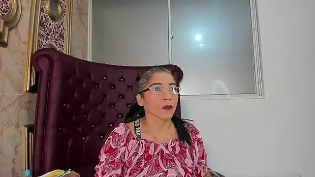 Snapshot of mature_bigass__ chatting on 01-15-25, 12:36 mature bigass online show from 01-15-25, 12:36