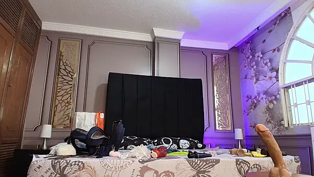 Snapshot of mature_bigass__ chatting on 12-13-25, 07:53 mature bigass online show from 12-13-25, 07:53