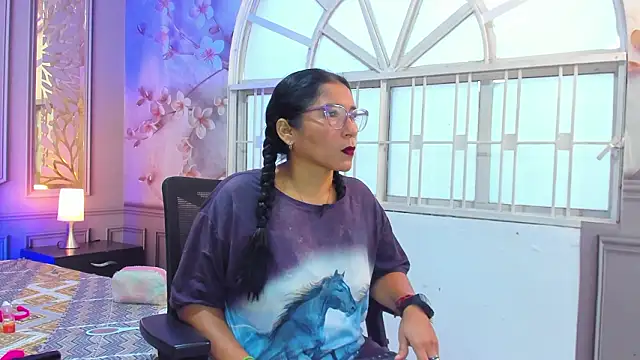 Snapshot of mature_bigass__ chatting on 02-05-26, 12:21 mature bigass online show from 02-05-26, 12:21