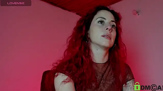 Snapshot of Borbala_Iggy chatting on 01-03-25, 10:19 Borbala Iggy online show from 01-03-25, 10:19