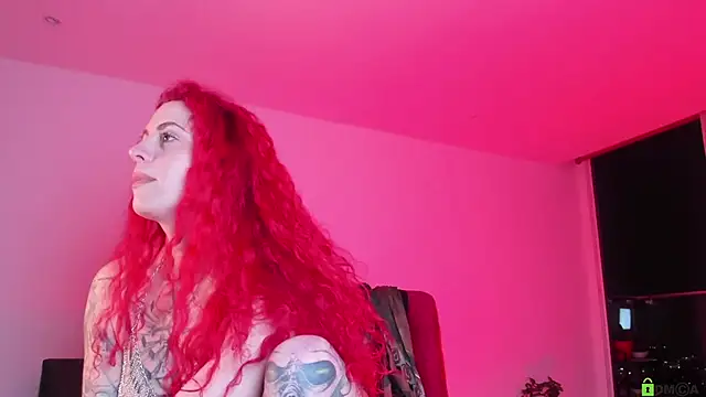 Snapshot of Borbala_Iggy chatting on 02-23-25, 04:57 Borbala Iggy online show from 02-23-25, 04:57