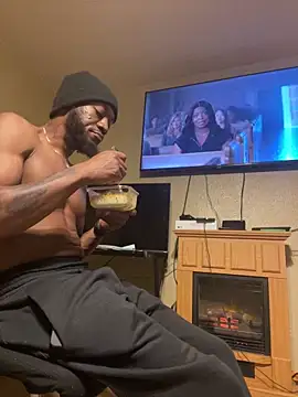 Snapshot of prettyrichie chatting on 11-14-25, 03:16 prettyrichie online show from 11-14-25, 03:16