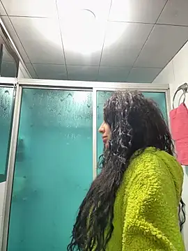 Snapshot of Anily_Lovely chatting on 06-12-26, 12:31 Anily Lovely online show from 06-12-26, 12:31
