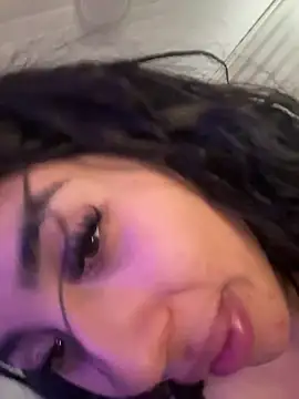Snapshot of Anily_Lovely chatting on 06-14-26, 05:59 Anily Lovely online show from 06-14-26, 05:59
