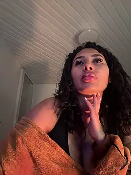Snapshot of Anily_Lovely chatting on 07-02-26, 03:23 Anily Lovely online show from 07-02-26, 03:23
