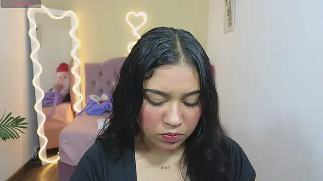 Snapshot of kendra_tay chatting on 03-07-25, 03:19 kendra tay online show from 03-07-25, 03:19