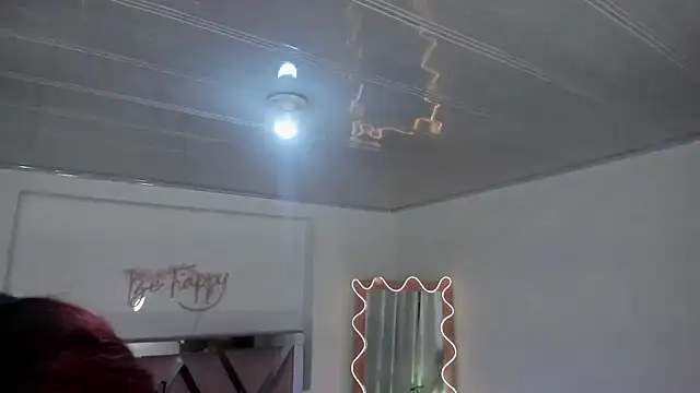 Snapshot of Daphnne_tay chatting on 02-03-25, 06:34 Daphnne tay online show from 02-03-25, 06:34