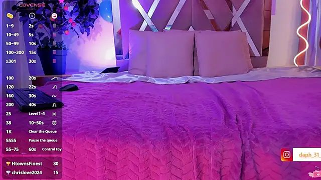 Snapshot of Daphnne_tay chatting on 03-19-25, 09:49 Daphnne tay online show from 03-19-25, 09:49