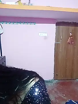 Snapshot of Cute-Simmi chatting on 01-03-25, 10:31 Cute-Simmi online show from 01-03-25, 10:31