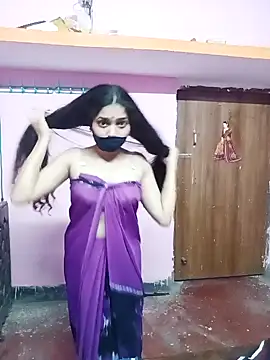 Snapshot of Cute-Simmi chatting on 01-17-25, 02:39 Cute-Simmi online show from 01-17-25, 02:39