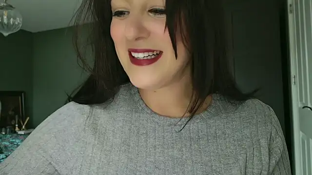 flatwhite0 online show from 12-12-24, 12:44