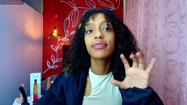 Zia Green online show from 03-10-25, 12:04