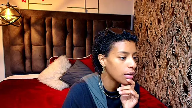 Snapshot of Zia_Green chatting on 05-05-26, 12:46 Zia Green online show from 05-05-26, 12:46