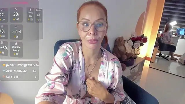 AvaCollinss online show from 11-03-25, 12:28