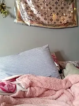 ebonycatlisaaaalime online show from 03-10-25, 01:54