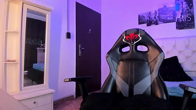 Amy Kiitty  online show from 10-22-25, 12:49