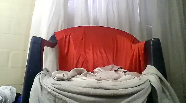 straichathot 08 online show from 02-17-25, 10:36