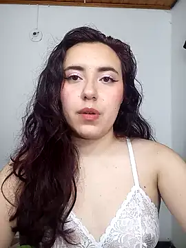 Emi chik online show from 01-11-25, 10:51