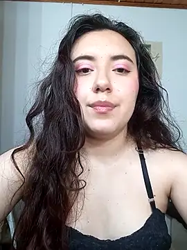 Emi chik online show from 10-02-25, 10:55