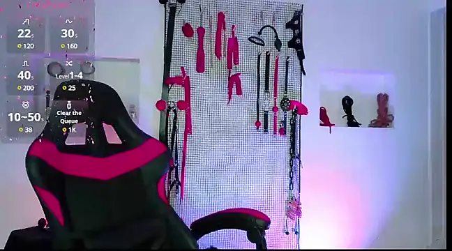 Snapshot of Megaan_Greey chatting on 12-16-24, 12:16 Megaan Greey online show from 12-16-24, 12:16